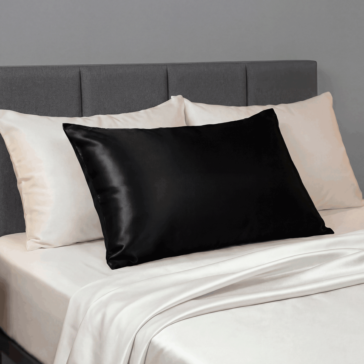 Pillowcase - Black - Queen