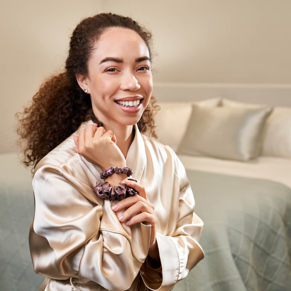 Blissy Plum Silk Blissy Scrunchies Detail –