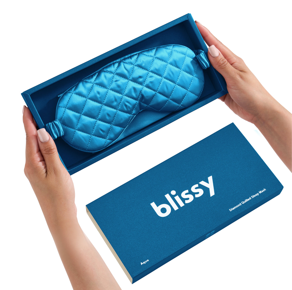 Blissy Aqua Sleep Mask Lifestyle – Mulberry Silk