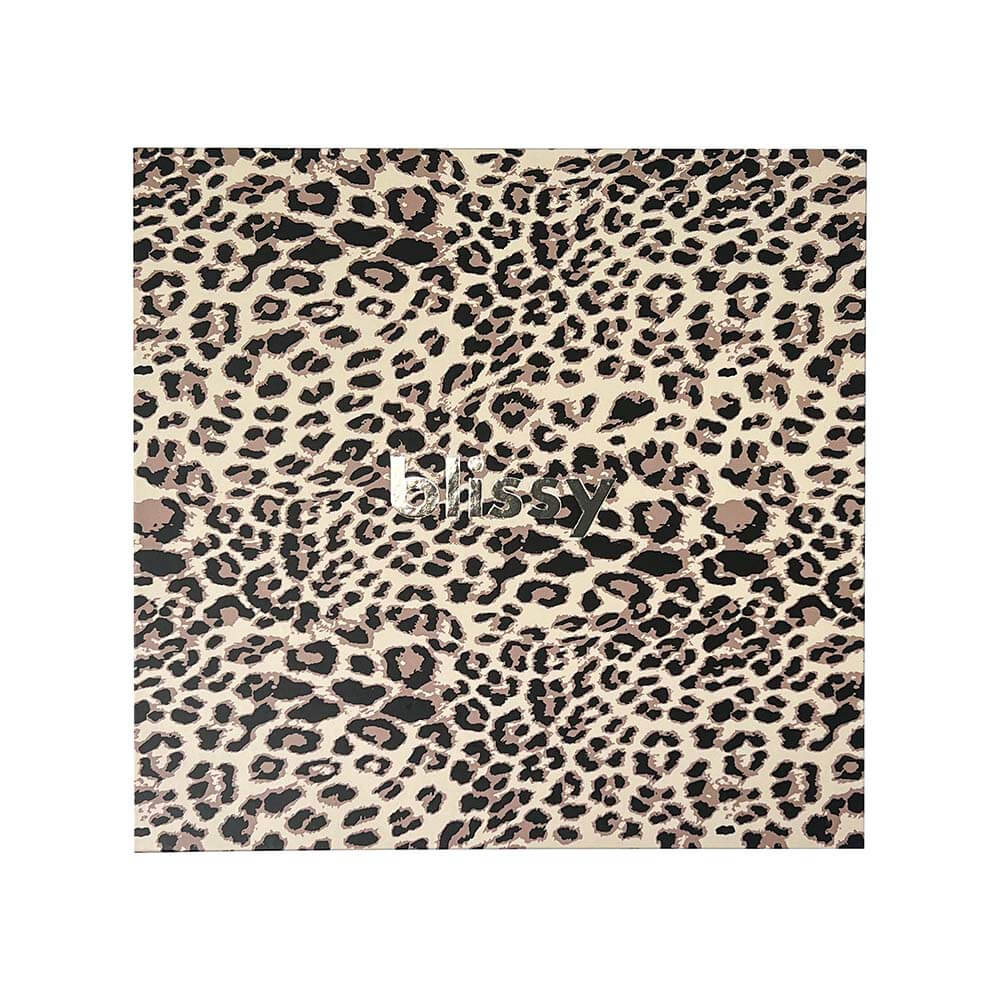 Leopard Blissy Dream Set Close-Up – Blissy 22 Momme Silk