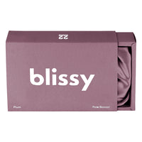 Plum Blissy Bow Bonnet Close-Up – Blissy 22 Momme Silk
