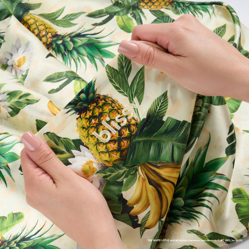 Pillowcase - White Lotus - Pineapple - King