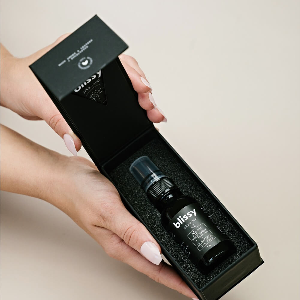 Blissy Blissy Sleep & Pillow Mist (Woodsmoke & Leather + Eucalyptus) Detail