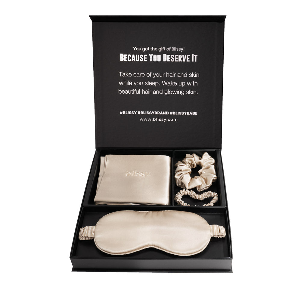 Blissy Standard Champagne Blissy Dream Set Lifestyle – Mulberry Silk