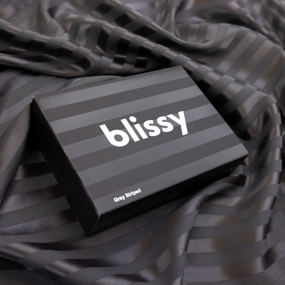 Blissy Grey Striped Silk Pillowcase Detail – Standard