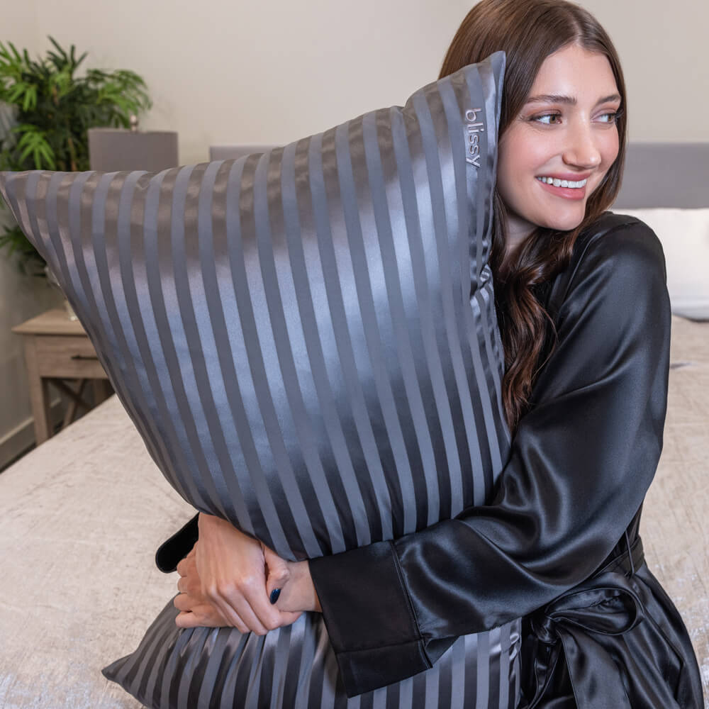 Blissy Grey Striped Silk Pillowcase Detail – Standard