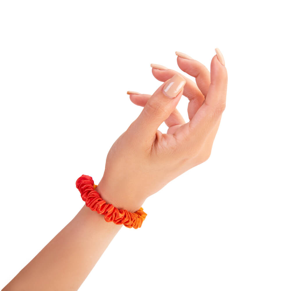 Blissy Orange Ombre Blissy Skinny Scrunchies Lifestyle – Mulberry Silk