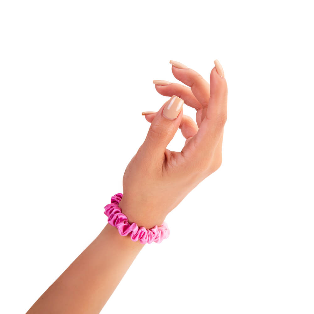 Blissy Pink Ombre Blissy Skinny Scrunchies Lifestyle – Mulberry Silk