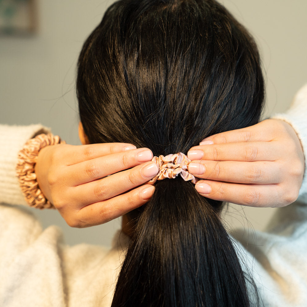 Blissy Rose Gold Silk Blissy Skinny Scrunchies Detail –