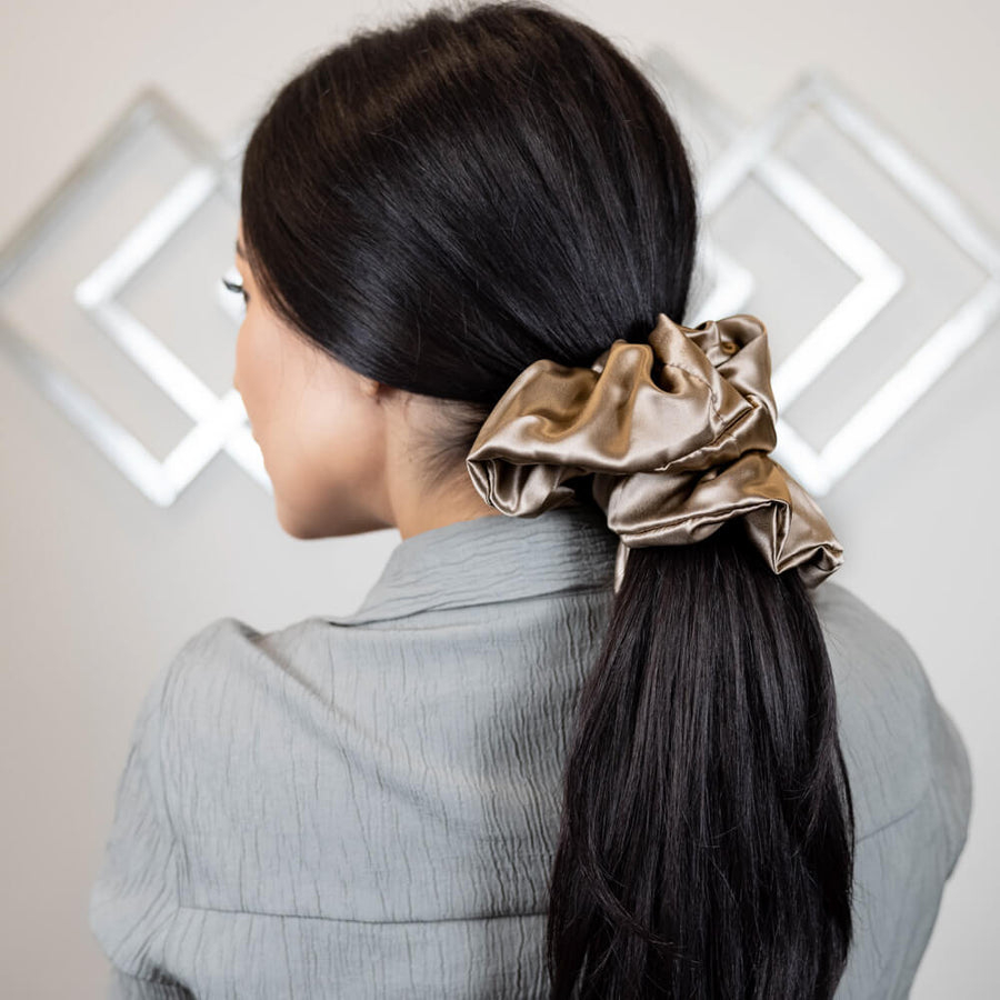 Blissy Mulberry Silk Blissy Oversized Scrunchie – Taupe
