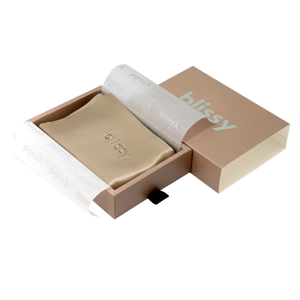Blissy Queen Taupe Pillowcase Lifestyle – Mulberry Silk